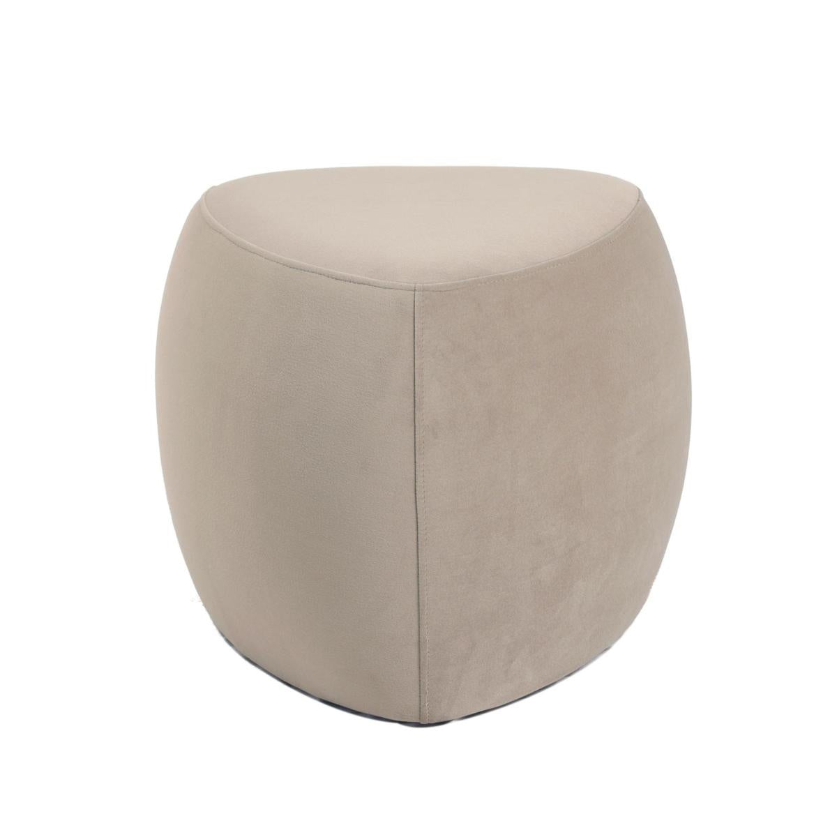 Pouf triangolare beige chiaro "Emma"  46X46H43