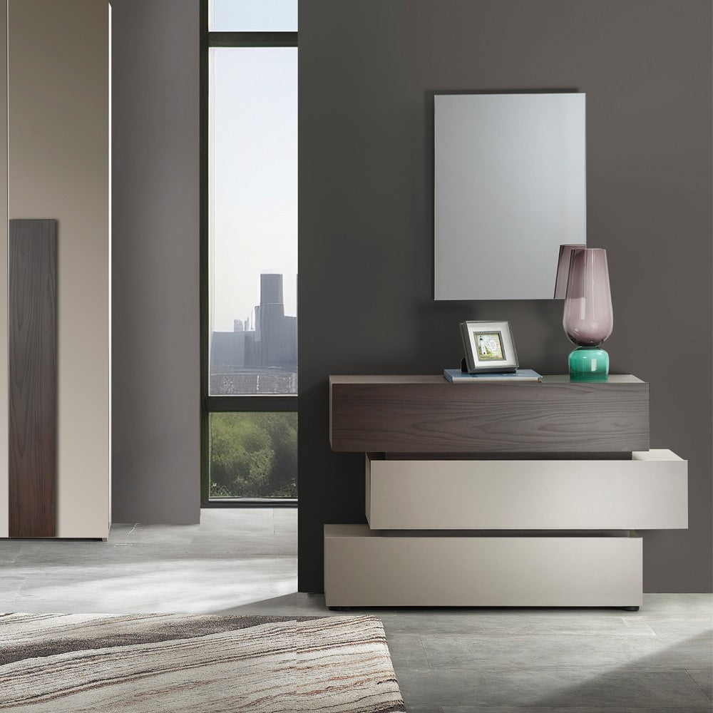 Camera da letto Kendra con letto contenitore imbottito e armadio 6 ante battenti colore tortora noce