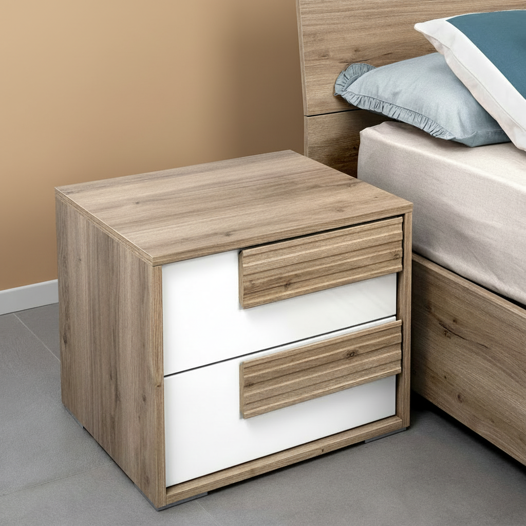 Comodino Selva 2 cassetti con maniglie con righe orizzontali in rovere caramello e frontali bianco lucido