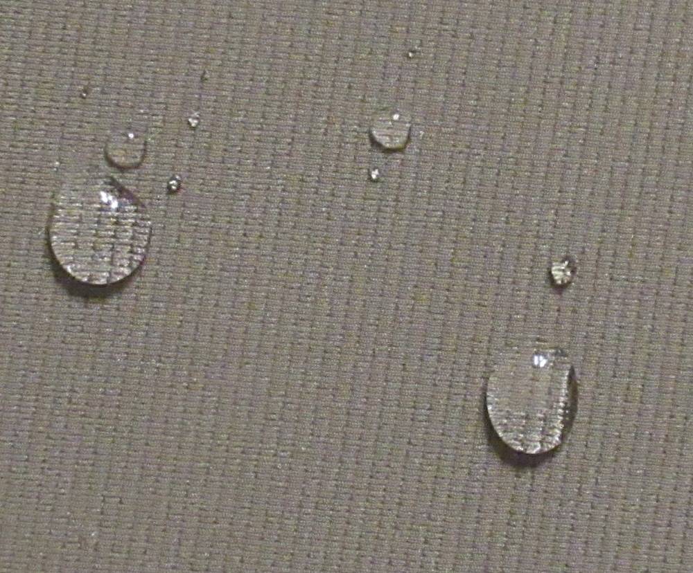 Copridivano Antimacchia Elasticizzato 4 posti beige Impermeabile Stock Sottocosto - Milano 7 Arte e Design