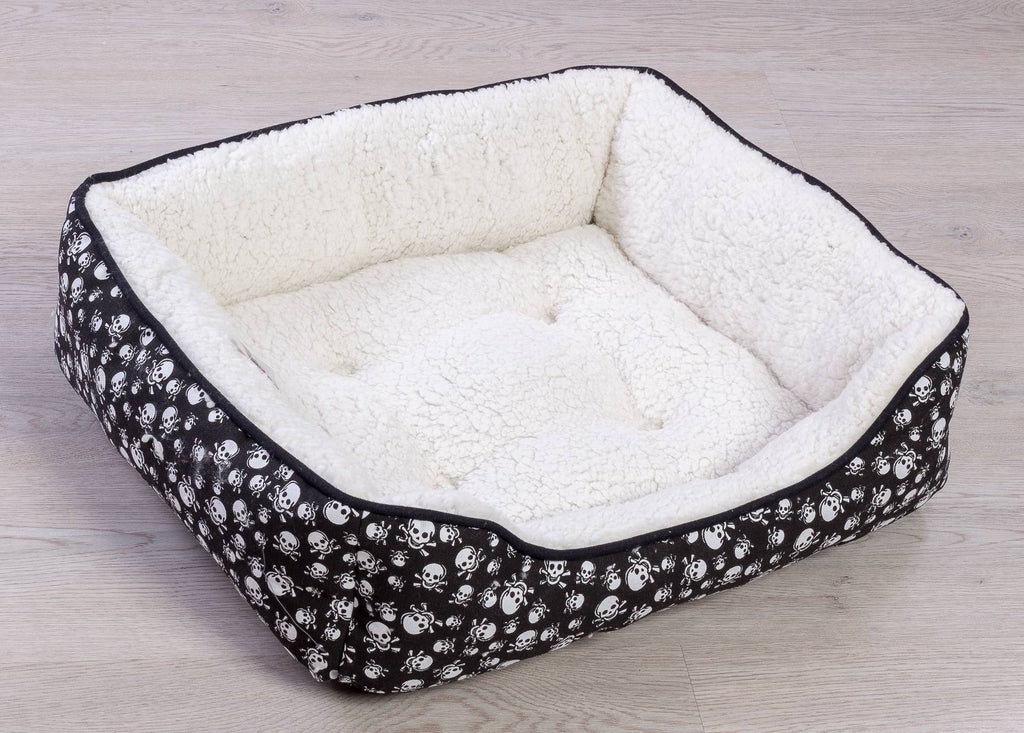 Cuccia per animali cani gatti con effetto pelliccia interno e disegno teschi - Milano 7 Arte e Design