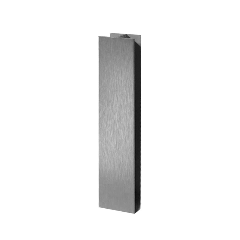 Giunzione lineare per zoccolo in PVC H 10 cm. alluminio satinato