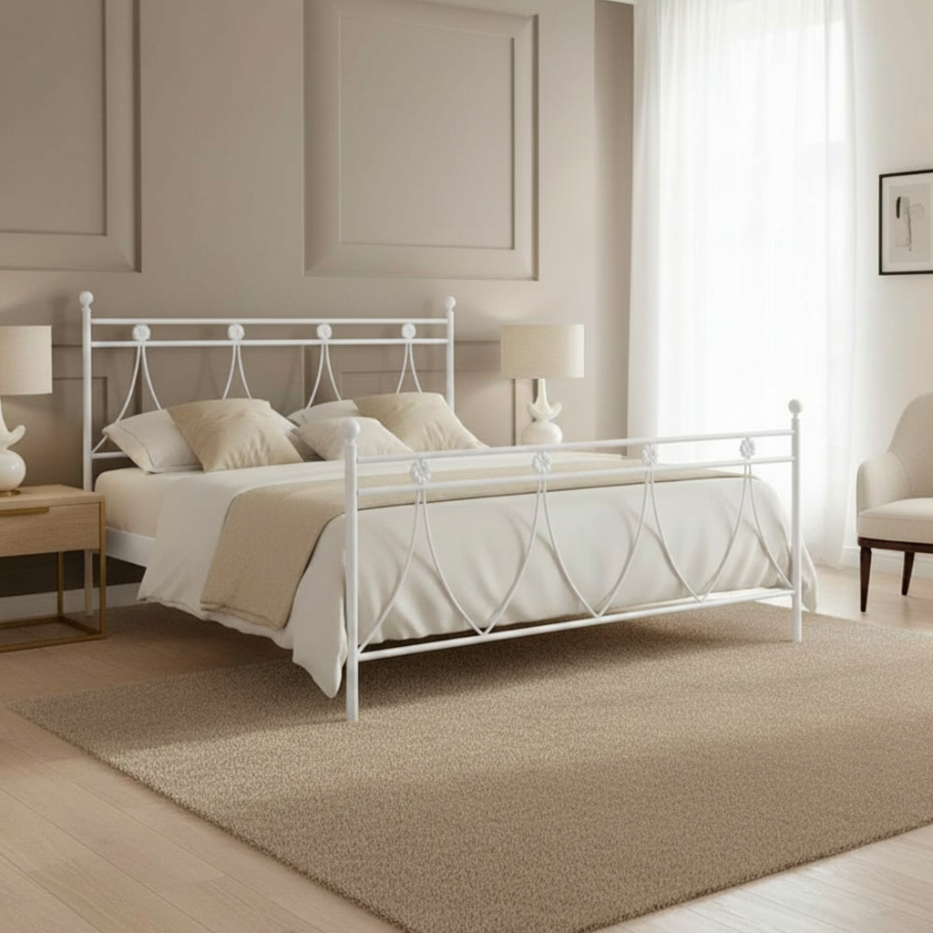 Letto in ferro matrimoniale Melissa con decori floreali in bianco opaco