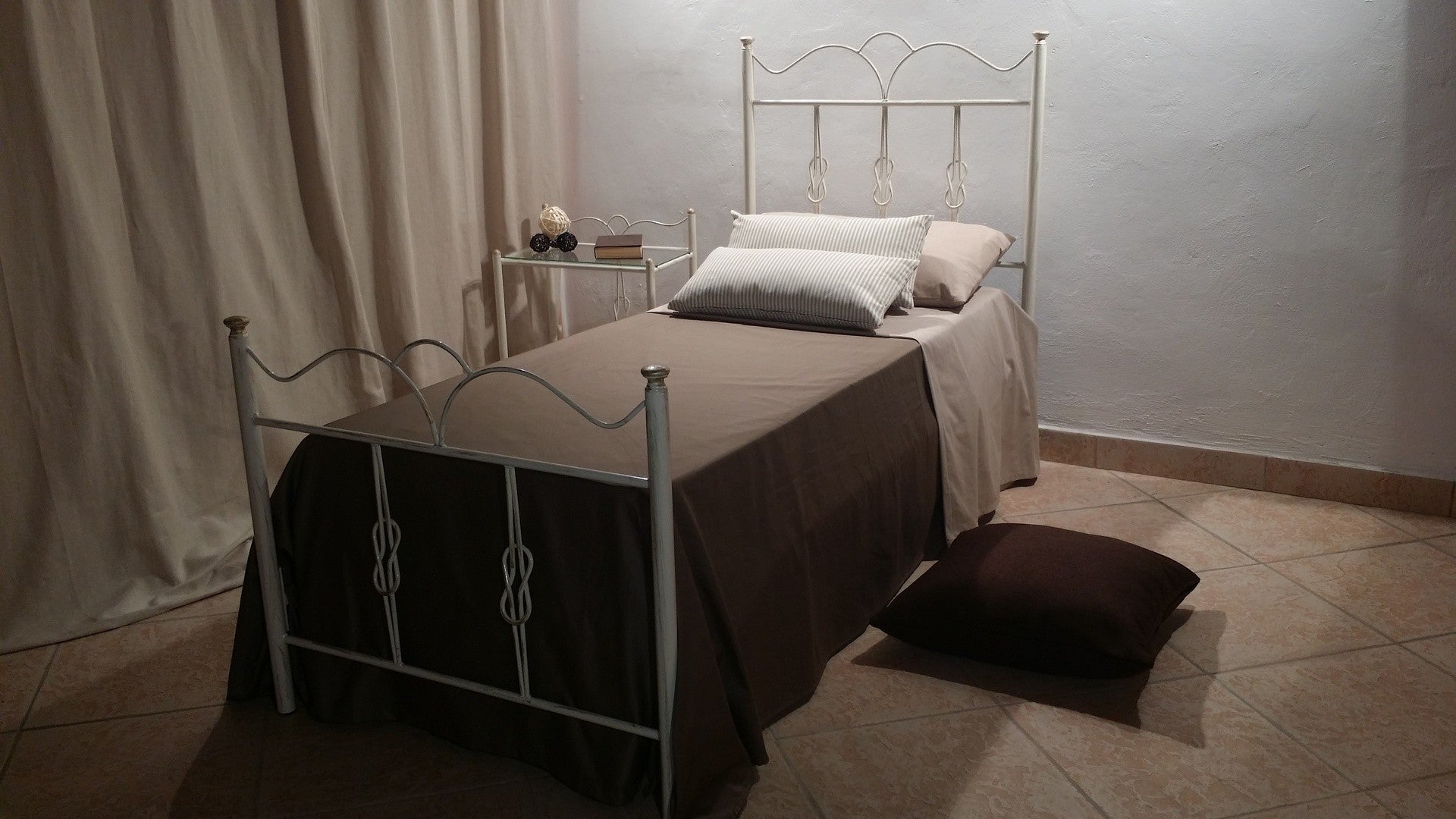 Letto singolo Primula ferro battuto bianco oro