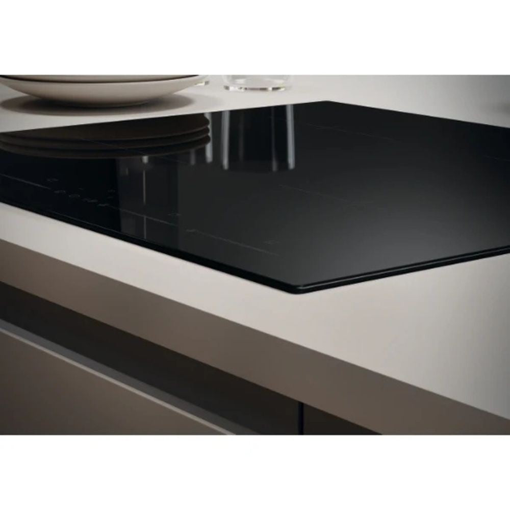 Piano cottura a induzione Candy CIS64MCTTWIFI1 4 zone colore nero