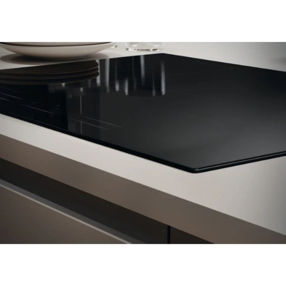 Piano cottura ad induzione Candy CIES55MCTT1 5 zone colore nero