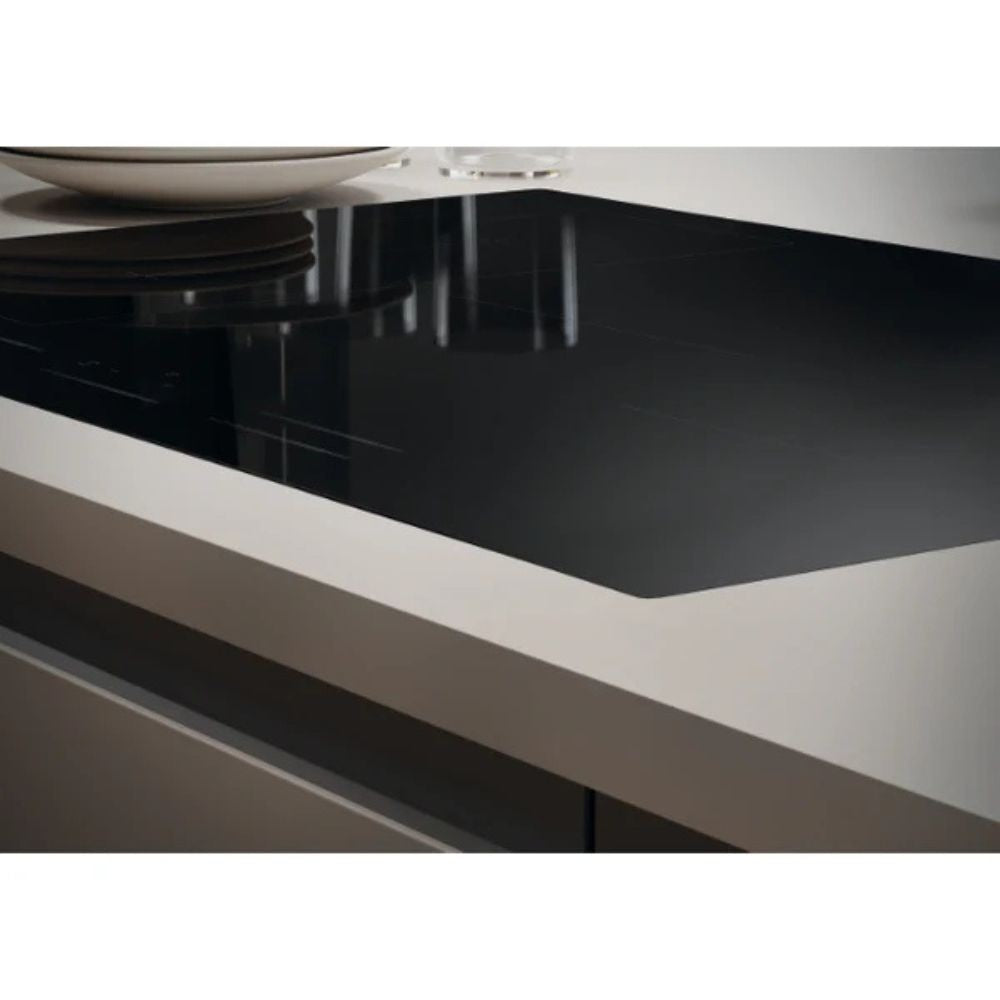 Piano cottura ad induzione Candy CIES55MCTT1 5 zone colore nero