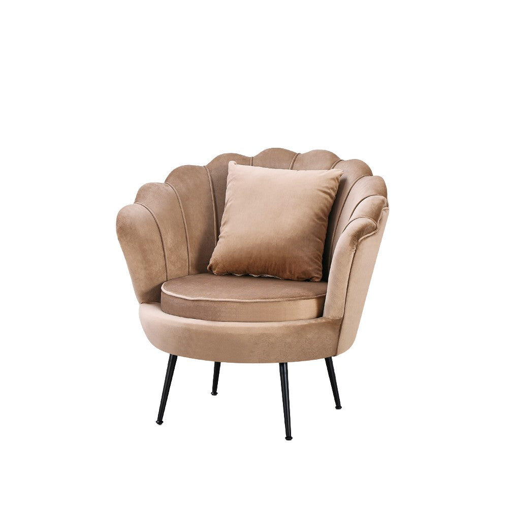 Poltrona a conchiglia Orel in velluto UF910-1 beige e gambe nero