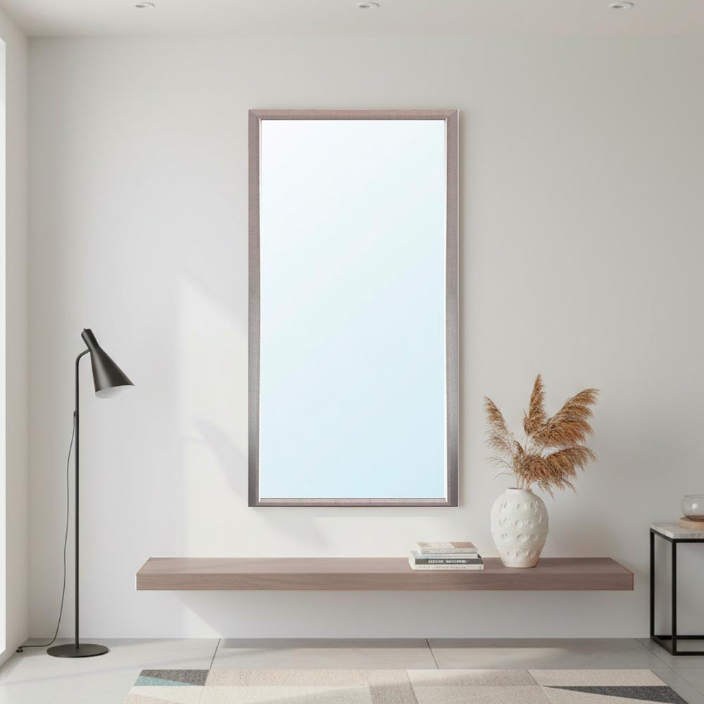 Specchiera Sintesi rettangolare con cornice rivestita in tessuto grigio 127x65 cm.