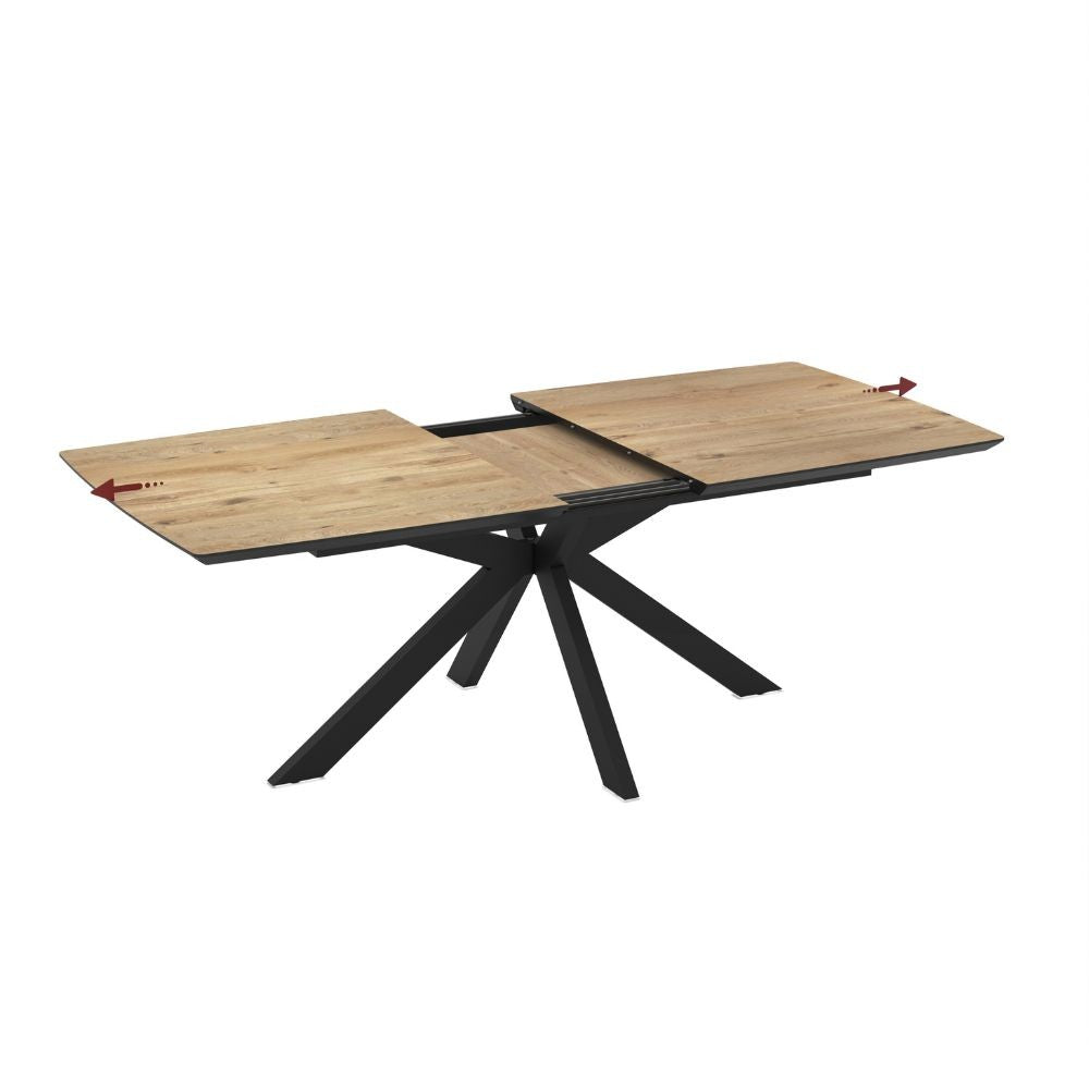 Tavolo allungabile Verano con piano rovere e gambe nere