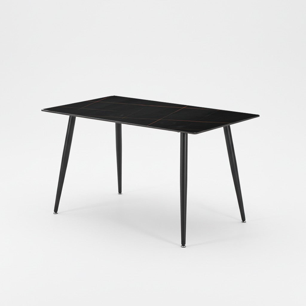 Tavolo fisso Kilo 160x90 cm. con piano in ceramica effetto marmo nero con venature oro opaco e gambe nere